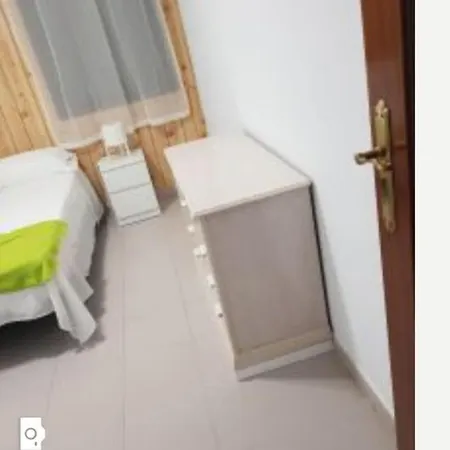 Vivienda Compartida Tajaraste בית אירוח ארסיפה