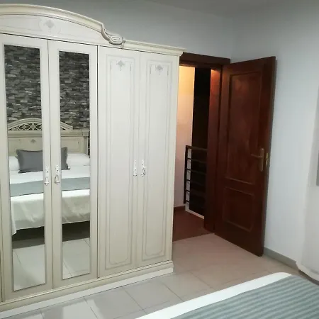 Rum i privatbostad Vivienda Compartida Tajaraste