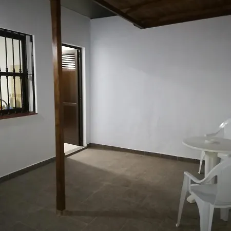 Vivienda Compartida Tajaraste 阿雷西费