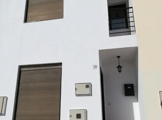 Vivienda Compartida Tajaraste 阿雷西费